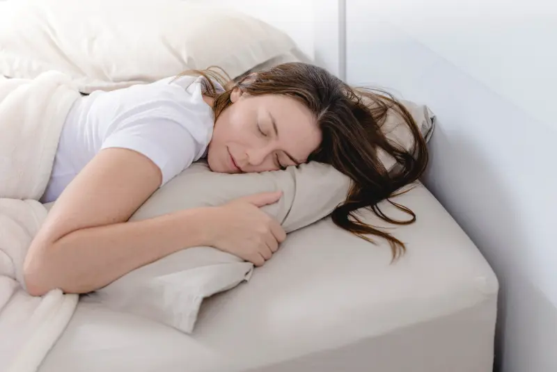 Dolor en mandibula-Dra. Carolina Gil- Cirujana maxilofacial- dormir boca abajo