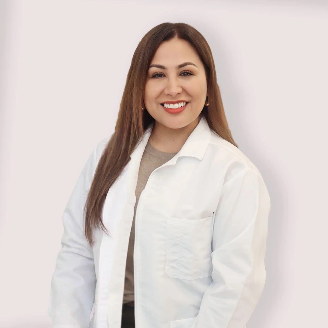 Dra. Viviana Ulloa - Rehabilitadora Oral